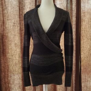 GUESS WOMEN'S SWEATER SIZE S/P